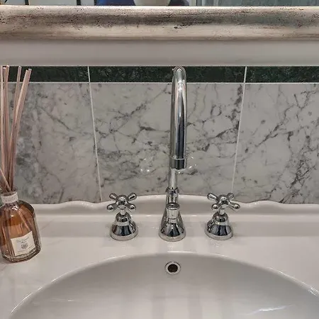 Italy Rents Duomo Appartement